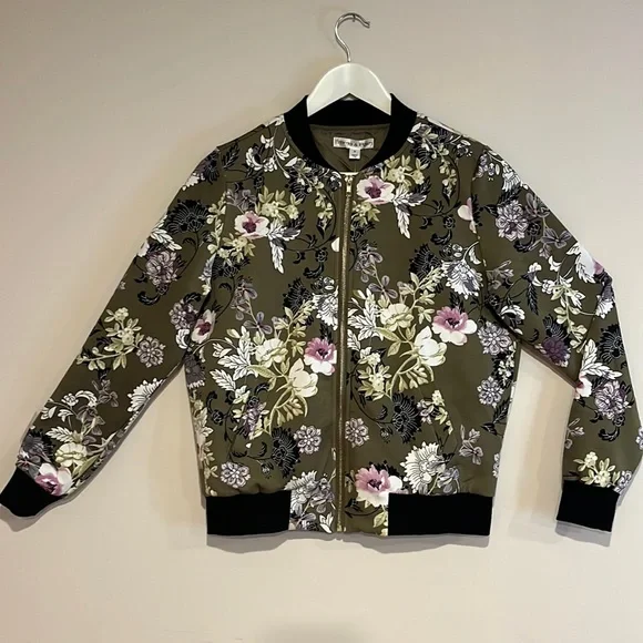 Emma & Posh - women’s floral Bomber jacket olive purple, black and white size s - Picture 1 of 11